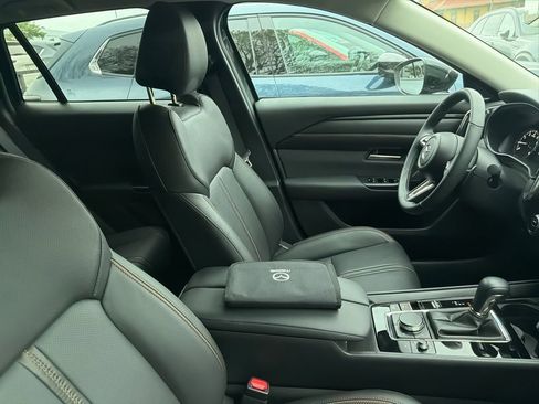 Used 2025 MAZDA CX-50 2.5 Turbo w/ Premium Plus Pkg image 4