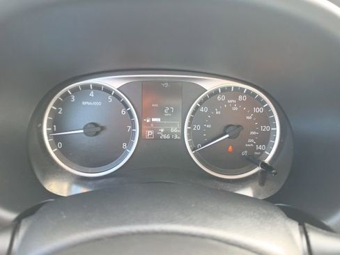 Used 2024 Nissan Kicks S image 22