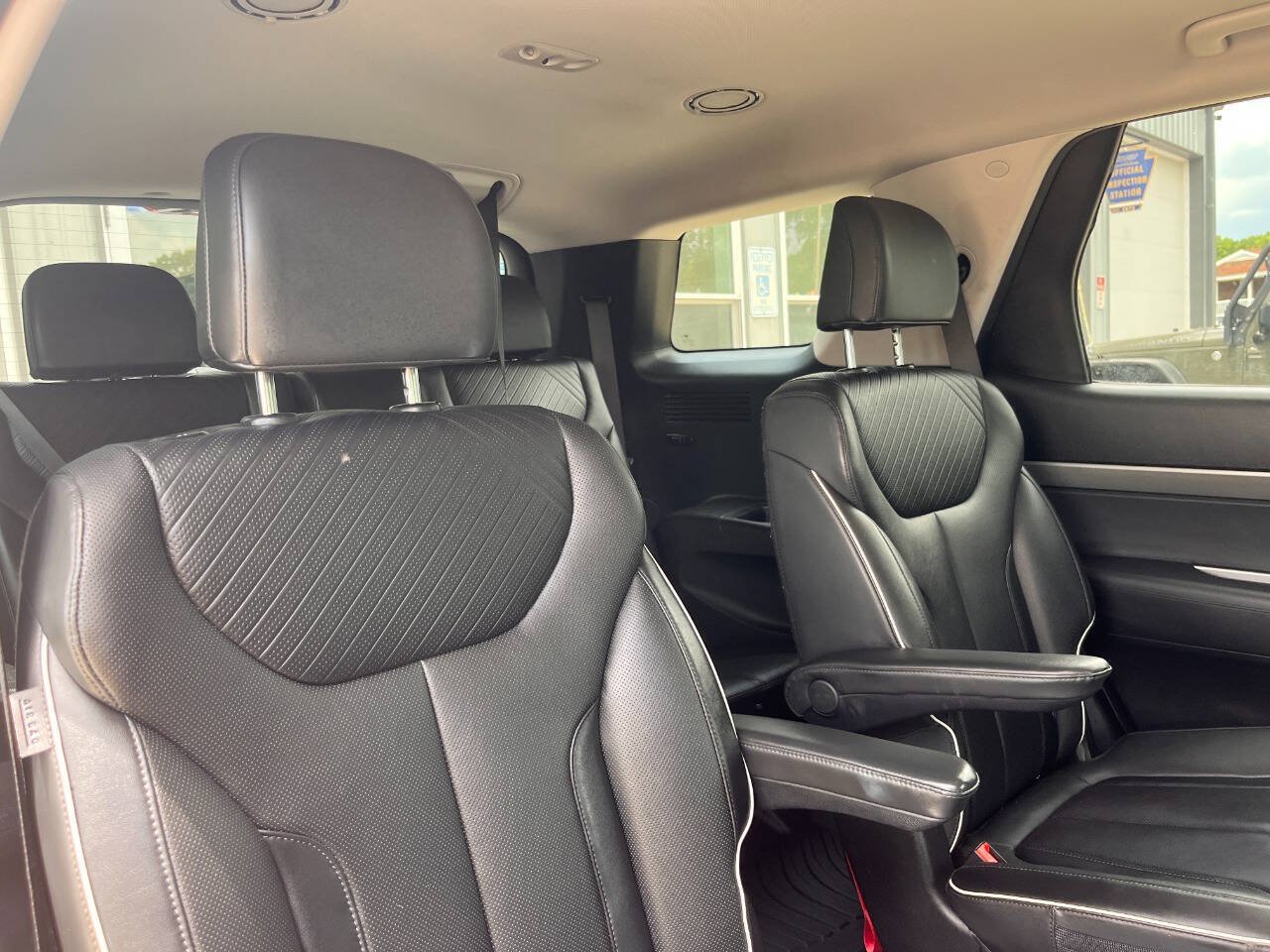Used 2024 Hyundai Palisade SEL AWD/4WD image 14