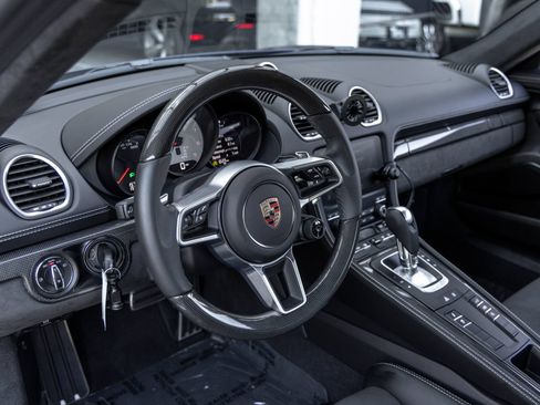 Used 2025 Porsche 718 Cayman GTS RWD image 4