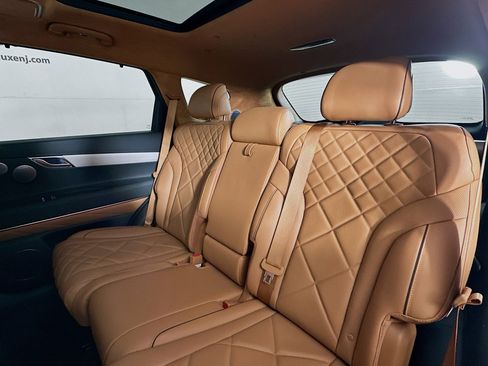 Used 2025 Genesis GV80 3.5T Prestige image 23