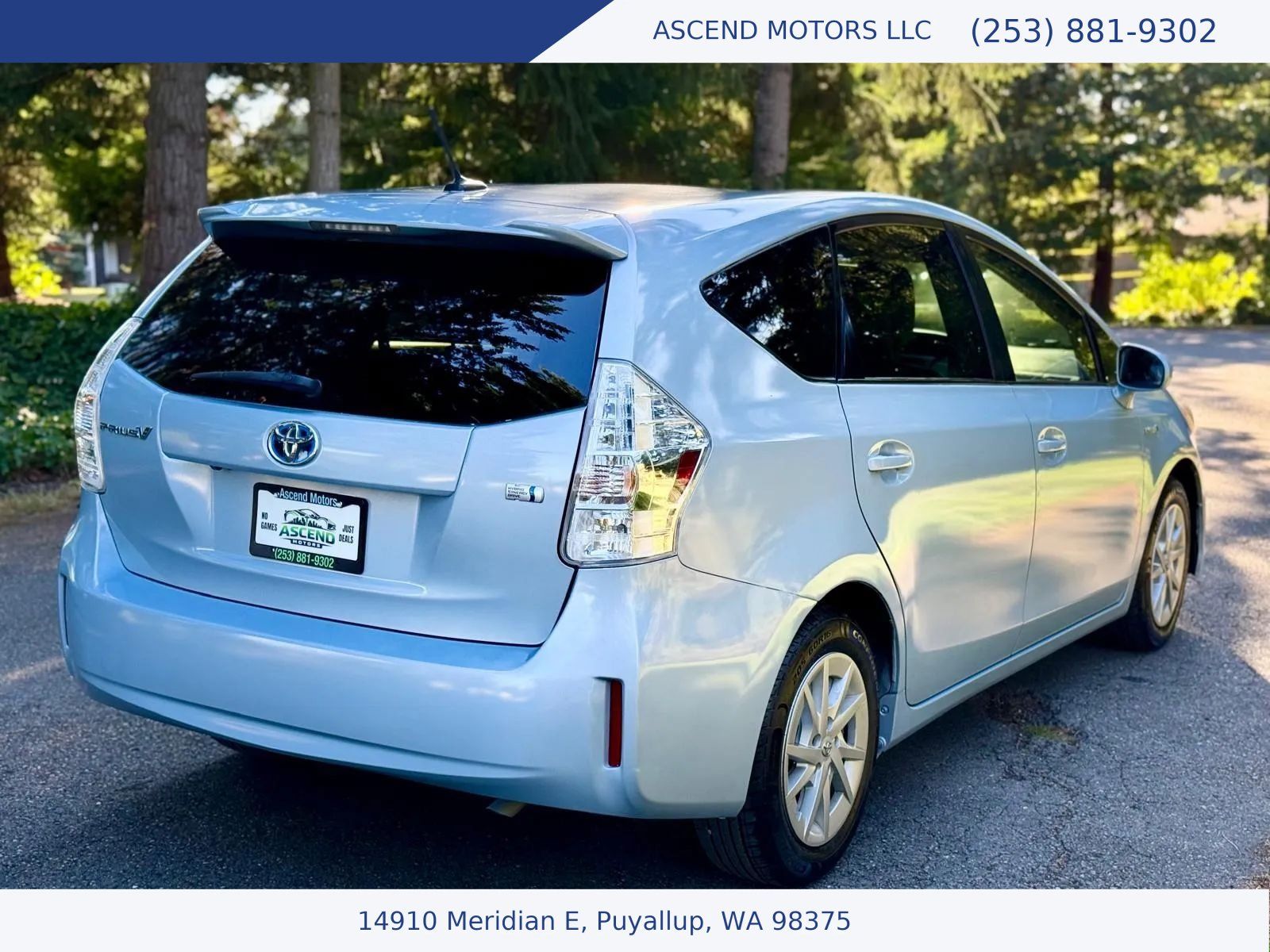 Used 2012 Toyota Prius V Three FWD image 5