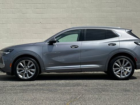Certified 2022 Buick Envision Avenir w/ Technology Package II image 7
