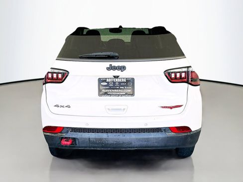 Used 2021 Jeep Compass Trailhawk AWD/4WD image 6
