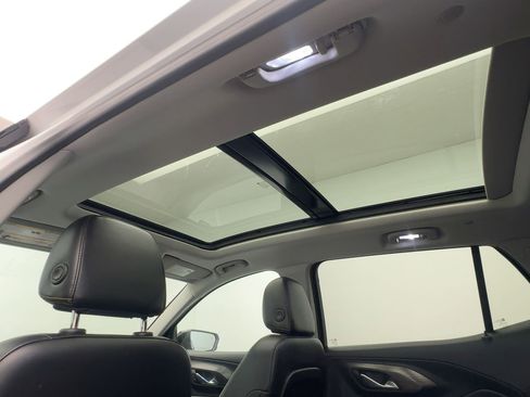 Certified 2020 GMC Terrain SLT w/ Preferred Package image 16