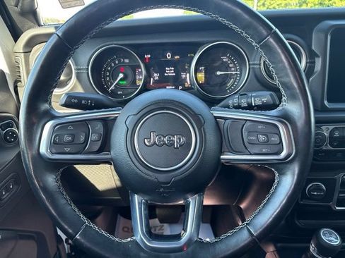 Used 2023 Jeep Wrangler Unlimited Sahara w/ Cold Weather Group AWD/4WD image 16
