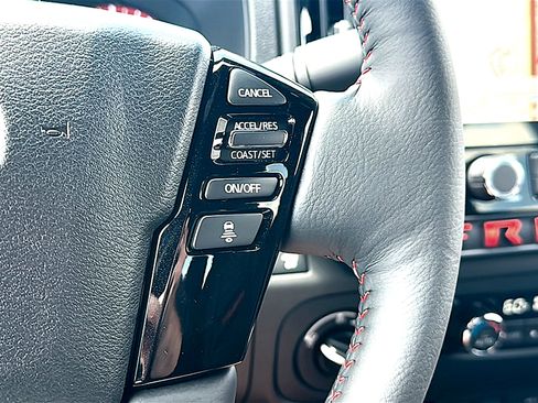 New 2026 Nissan Frontier PRO-4X w/ Pro Premium Package AWD/4WD image 18