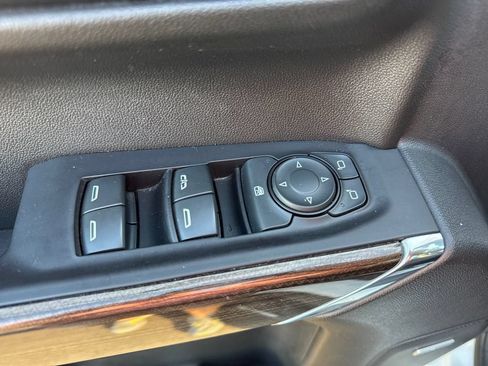 Used 2021 Chevrolet Silverado 1500 RST AWD/4WD image 23