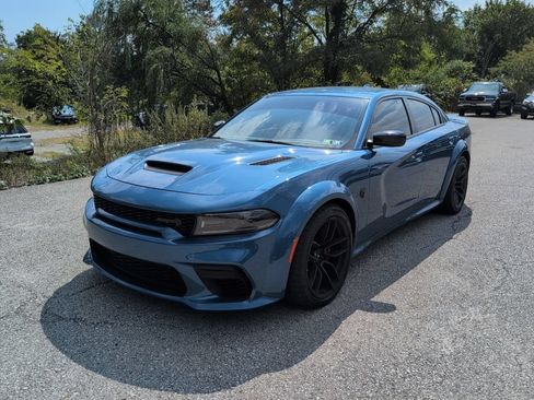 Used 2023 Dodge Charger SRT Hellcat w/ SRT Black Package RWD image 3
