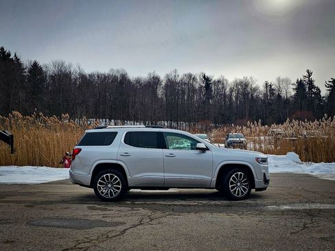 Used 2020 GMC Acadia Denali w/ Trailering Package image 3