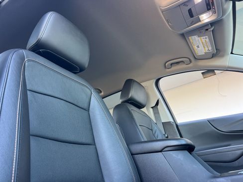 Used 2021 Chevrolet Equinox Premier w/ Redline Edition FWD image 17