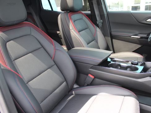 New 2026 Chevrolet Equinox RS FWD image 16