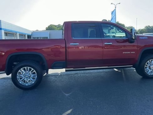 Used 2023 Chevrolet Silverado 2500 High Country w/ Technology Package AWD/4WD image 9