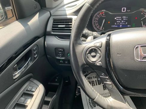 Used 2016 Honda Pilot Elite image 16