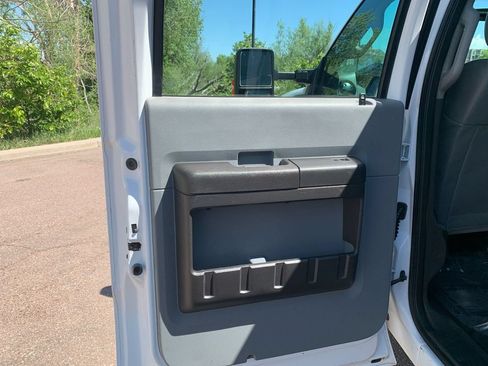 Used 2014 Ford F350 XL w/ Power Equipment Group AWD/4WD image 17