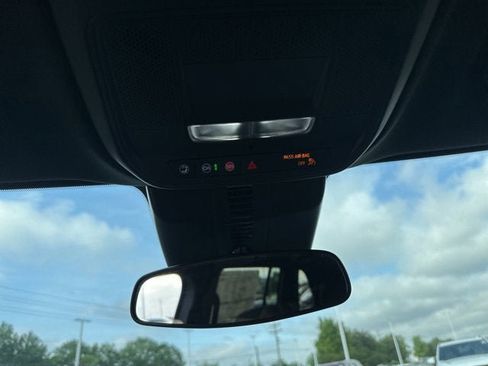 New 2025 GMC Acadia Elevation image 40