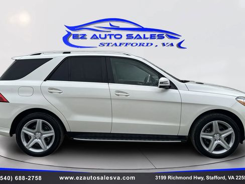 Used 2014 Mercedes-Benz ML 350 ML 350 4MATIC Sport Utility 4D w/ Premium 1 Package image 4
