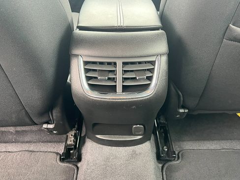 Used 2023 Chevrolet Malibu LT image 26