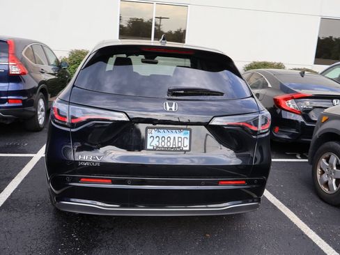 Certified 2024 Honda HR-V EX-L image 6