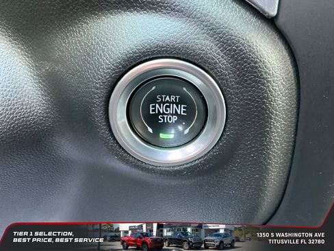 Used 2022 GMC Sierra 2500 SLT w/ SLT Premium Package AWD/4WD image 37