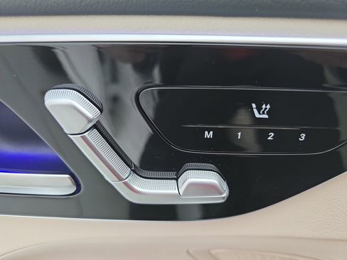 New 2026 Mercedes-Benz C 300 4MATIC Sedan image 29