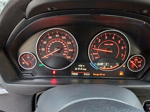 Used 2018 BMW 330i Sedan w/ Convenience Package RWD image 30