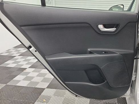 Used 2021 Kia Rio S FWD image 17