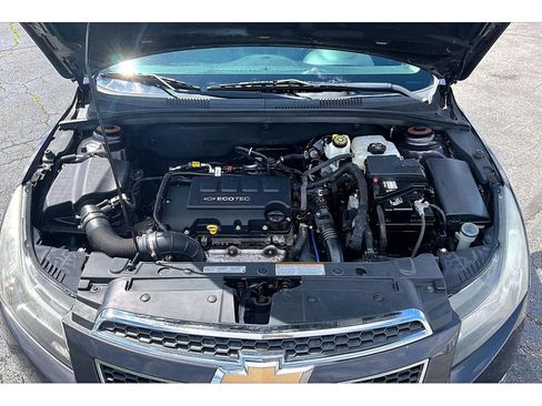 Used 2014 Chevrolet Cruze LTZ w/ RS Package FWD image 12