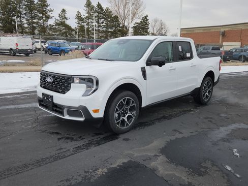 New 2026 Ford Maverick Lariat image 2