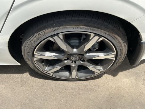 Used 2025 Honda Civic Sport Touring image 10