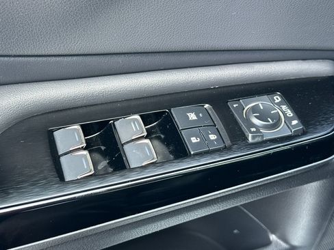 Used 2023 Lexus ES 300h w/ Premium Package FWD image 12