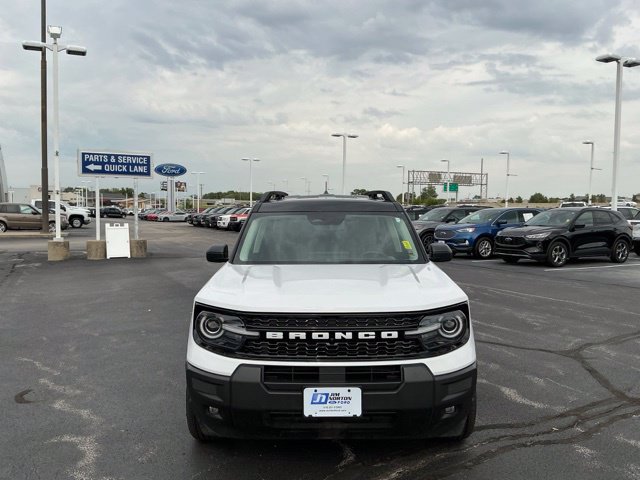 Used 2025 Ford Bronco Sport Outer Banks AWD/4WD image 10