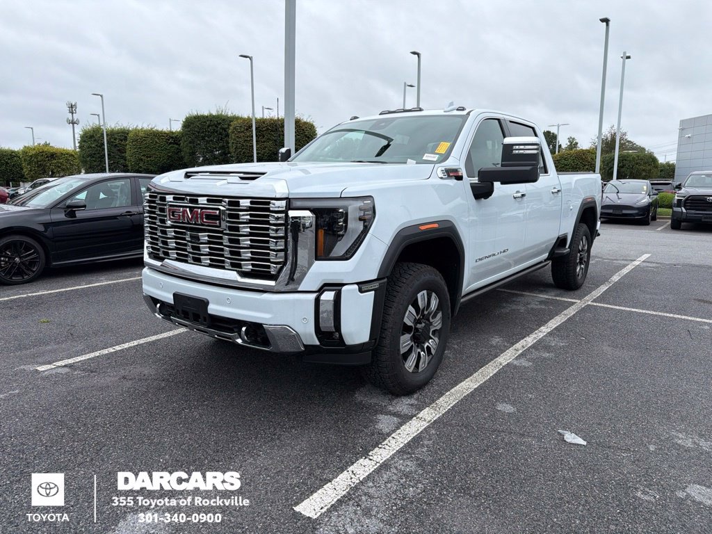Used 2026 GMC Sierra 2500 Denali w/ Denali Reserve Package AWD/4WD image 1