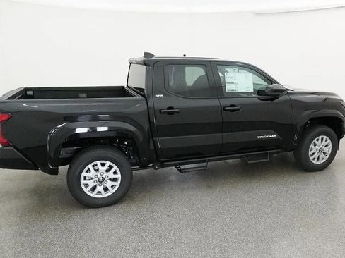 New 2026 Toyota Tacoma SR5 image 10