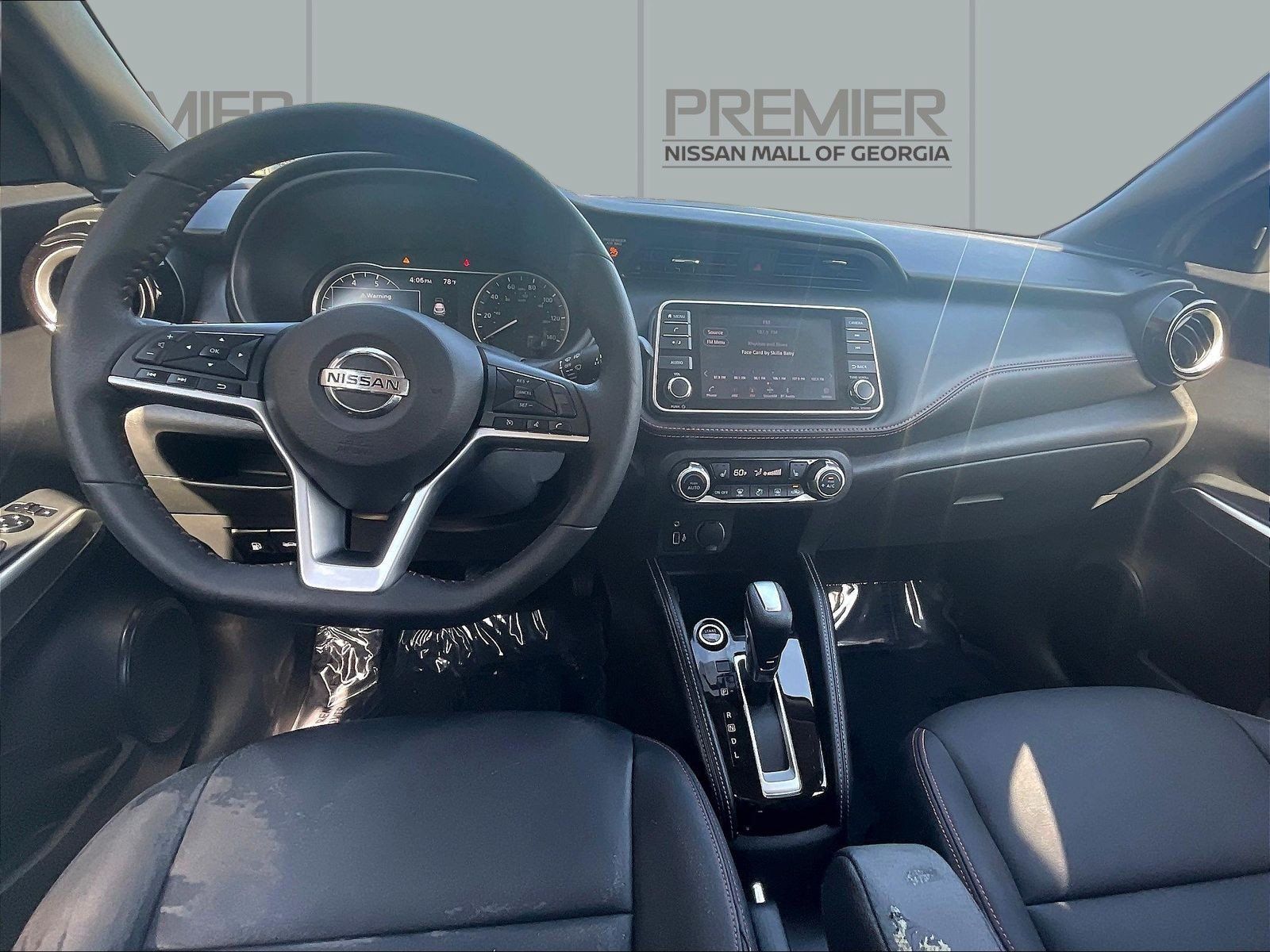 Certified 2019 Nissan Kicks SR w/ SR Premium Package FWD image 9