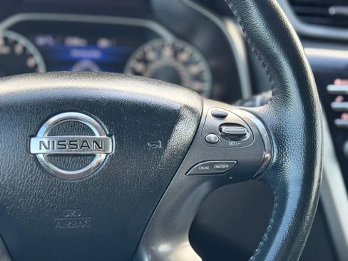 Used 2020 Nissan Murano SV image 20