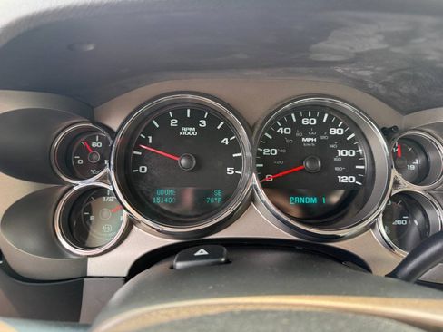Used 2009 Chevrolet Silverado 2500 LT AWD/4WD image 19