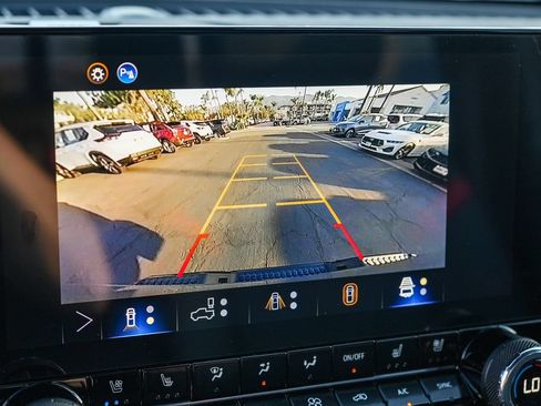 New 2026 Chevrolet Colorado Z71 w/ Technology Package AWD/4WD image 23