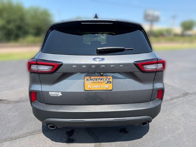 Used 2025 Ford Escape ST-Line FWD image 4