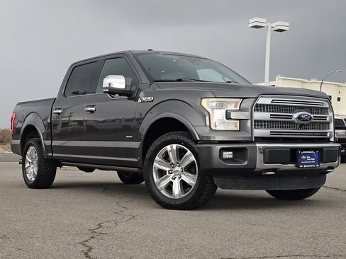 Used 2015 Ford F150 Platinum w/ Equipment Group 701A Luxury image 2