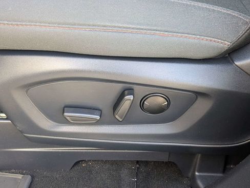 Used 2025 Ford Explorer Active RWD image 20
