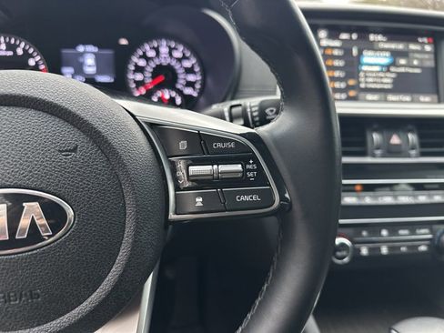 Used 2020 Kia Optima Premium image 30