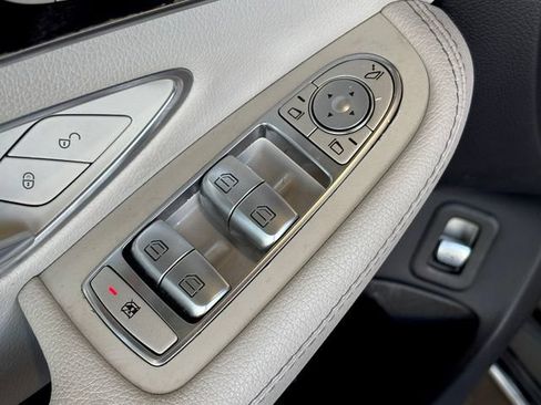 Used 2017 Mercedes-Benz C 300 Sedan image 16