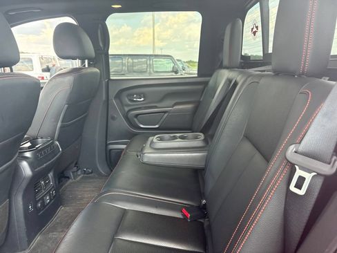 Used 2024 Nissan Titan PRO-4X w/ Pro-4x Convenience Package AWD/4WD image 14