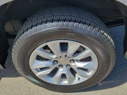 Used 2024 Chevrolet Silverado 1500 Custom image 7