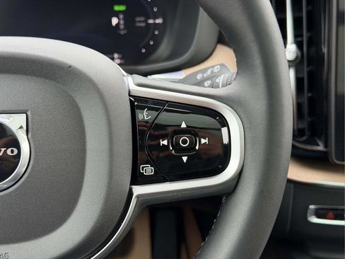 New 2026 Volvo XC60 T8 Plus w/ Protection Package Premier AWD/4WD image 9
