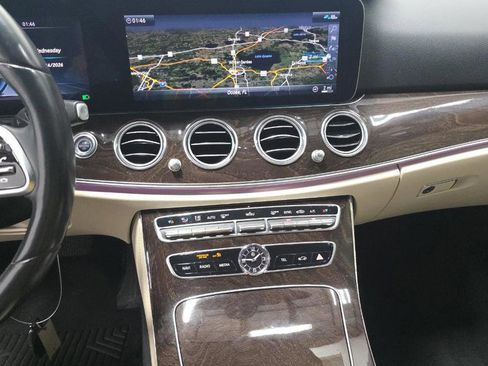 Used 2019 Mercedes-Benz E 300 w/ Premium 1 Package image 9