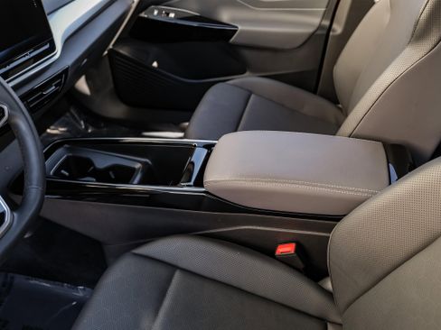 Used 2024 Volkswagen ID.4 Pro S image 22