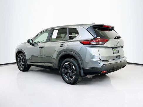 Used 2026 Nissan Rogue SV w/ Cold Weather Package image 5