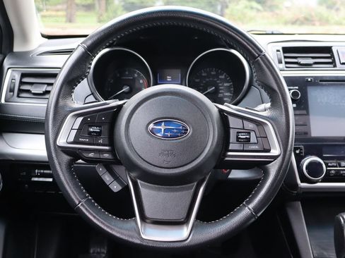 Used 2018 Subaru Outback 2.5i Premium AWD/4WD image 18